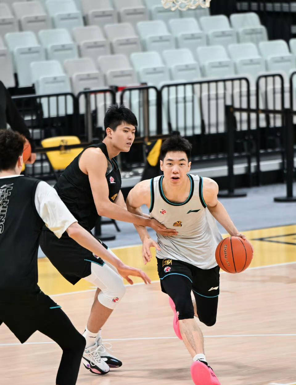 APP官方下载-福建男篮大胜新疆队,晋级下一轮赛事是什么